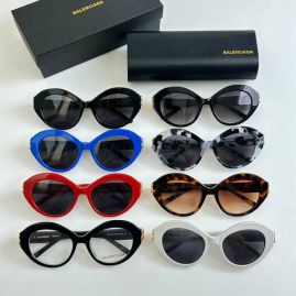 Picture of Balenciga Sunglasses _SKUfw54023048fw